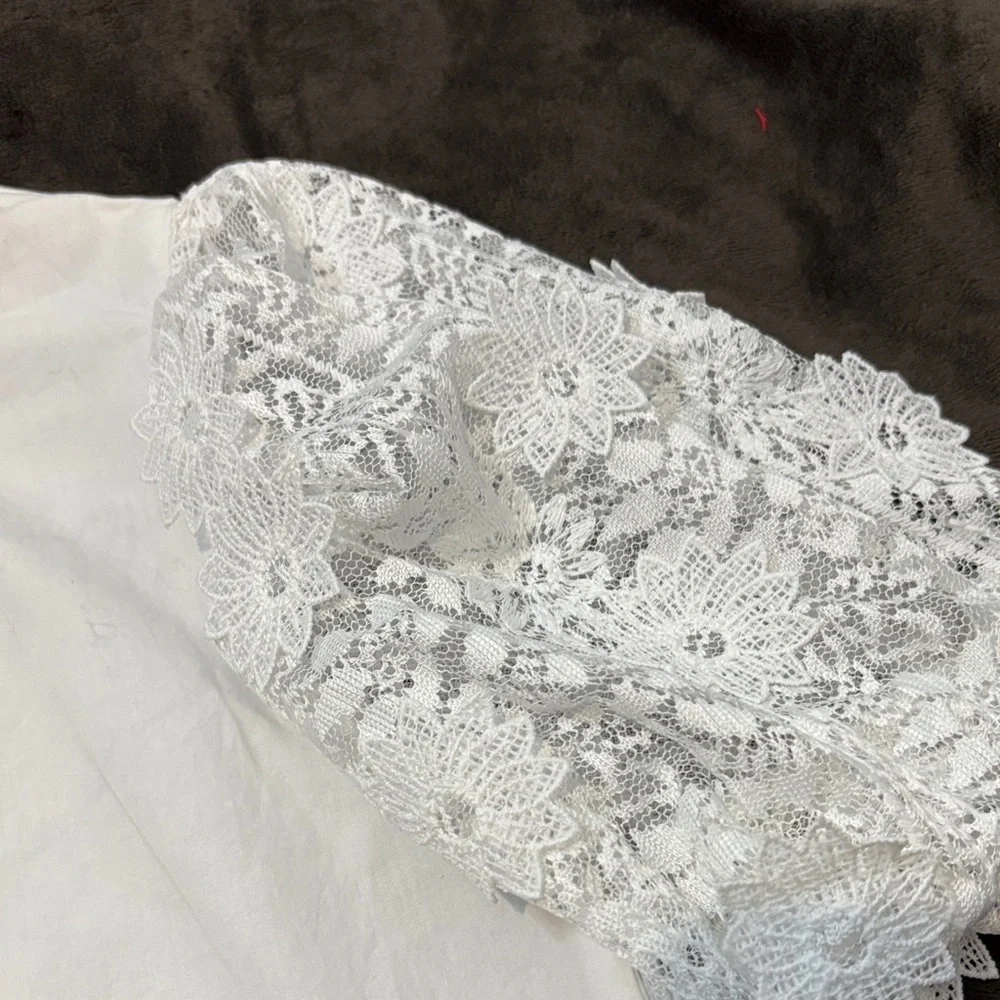 Zara White Lace Sleeve Blouse